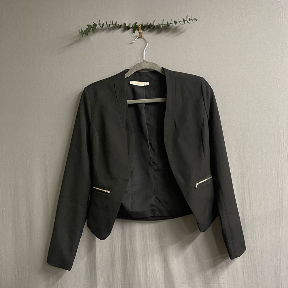 Black Blazer